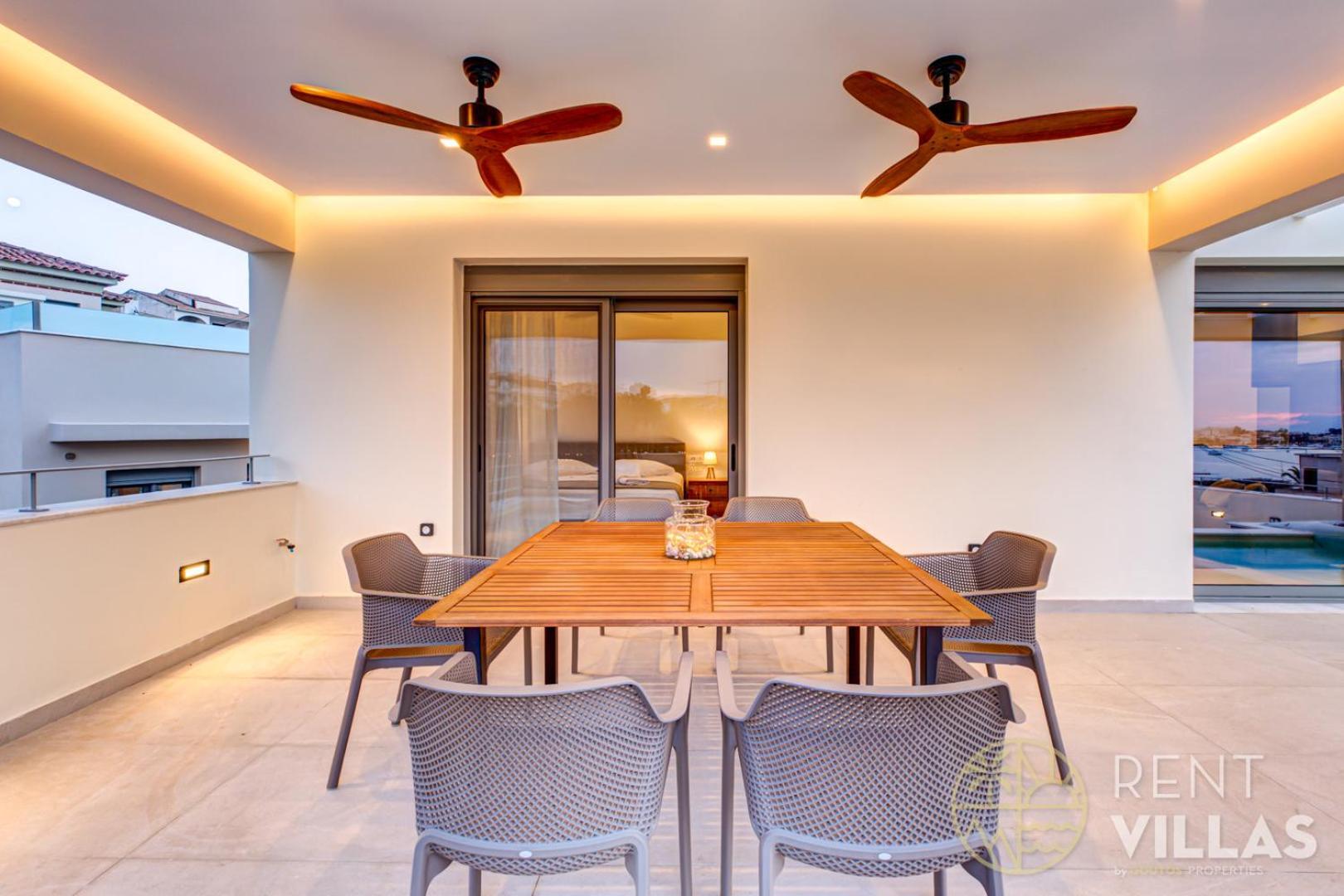 Rvg Luxury With Private Pools In *